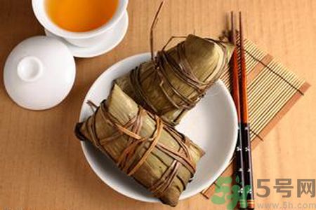 包粽子要放多少堿？包粽子堿放多了怎么辦？