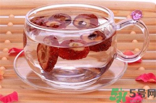 山楂枸杞一起泡水喝好嗎？山楂枸杞一起泡水喝有什么好處？