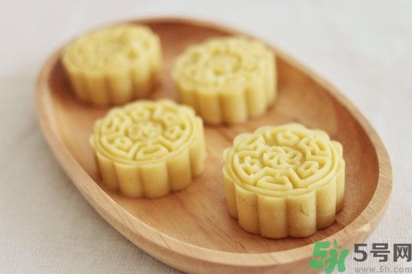 綠豆糕是熱性還是涼性？綠豆糕是涼性的嗎？
