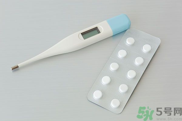 吃完感冒藥能喝酒嗎？吃完感冒藥多久可以喝酒？