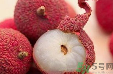吃荔枝可以喝牛奶嗎？吃完荔枝喝牛奶好不好？