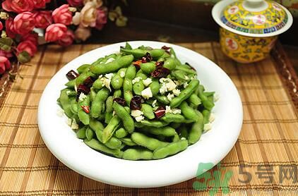 夏天吃毛豆好嗎？夏天吃毛豆有什么好處？