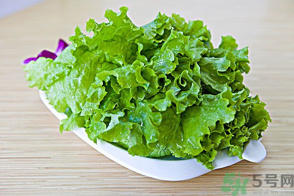涼拌生菜放生抽還是老抽？涼拌菜放什么醬油好？