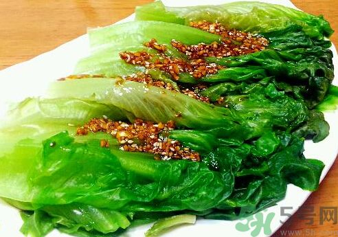 涼拌生菜放生抽還是老抽？涼拌菜放什么醬油好？