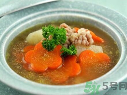 胡蘿卜生吃好還是熟吃好？胡蘿卜怎么吃最營養(yǎng)？