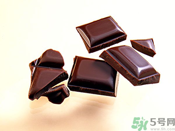 吃西瓜能防曬嗎？吃巧克力能紫外線嗎？