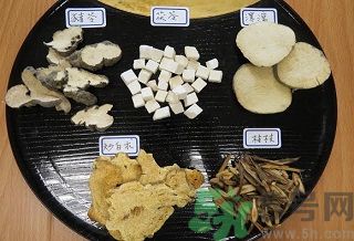 吹空調(diào)關(guān)節(jié)痛怎么辦？夏天吹空調(diào)體內(nèi)濕氣重怎么辦