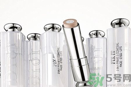Dior瞬效美肌遮瑕膏適合什么膚質(zhì)？什么膚質(zhì)適合用Dior瞬效美肌遮瑕膏？