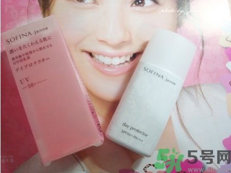 蘇菲娜sofina防曬霜哪款好用？sofina防曬白蕾絲藍(lán)蕾絲區(qū)別