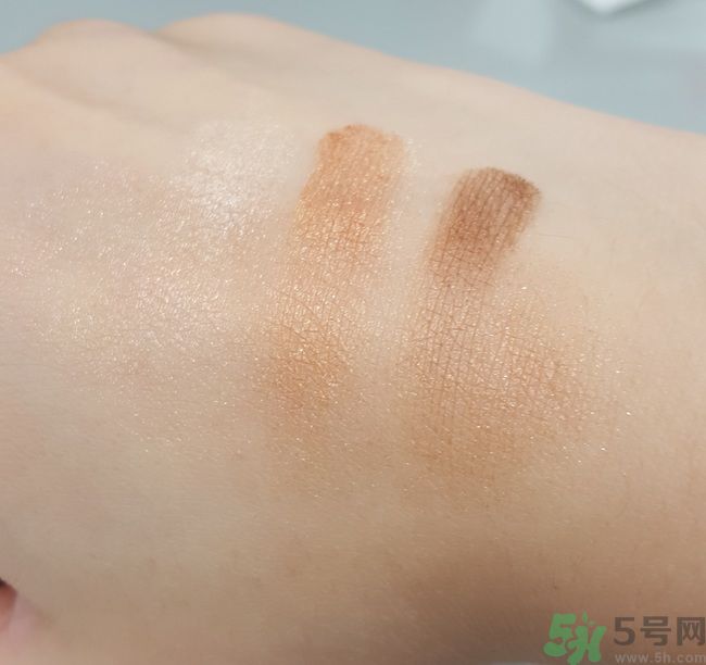 凱婷KATE擴(kuò)型深邃眼影盒怎么樣？好用嗎？