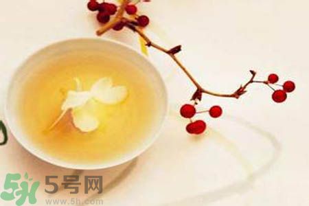 月經(jīng)期間可以喝茉莉花茶嗎？月經(jīng)期間喝茉莉花茶好不好？