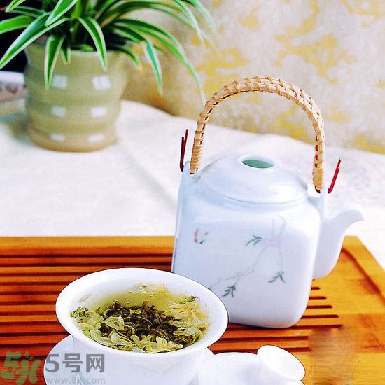 痛風(fēng)可以喝茉莉花茶嗎？痛風(fēng)喝茉莉花茶好嗎？