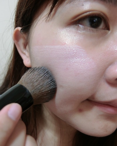 美寶蓮夢幻奇跡控油透潤持妝乳怎么樣？好用嗎？
