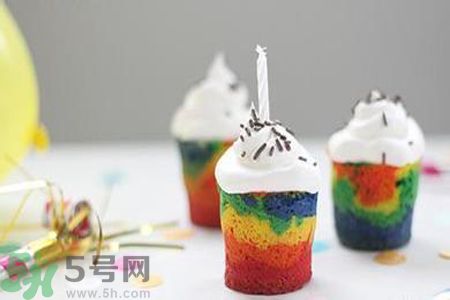 彩虹雪糕怎么做？彩虹雪糕做法視頻