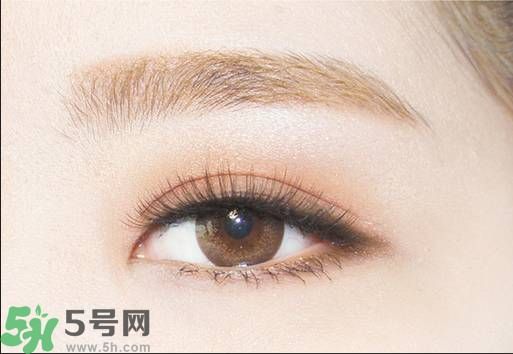 眉筆和眉粉哪個(gè)好用？眉筆和眉粉有什么區(qū)別？