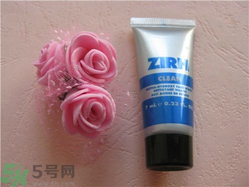 ZIRH仕顏果酸潔顏啫喱使用方法？仕顏果酸潔顏啫喱使用心得