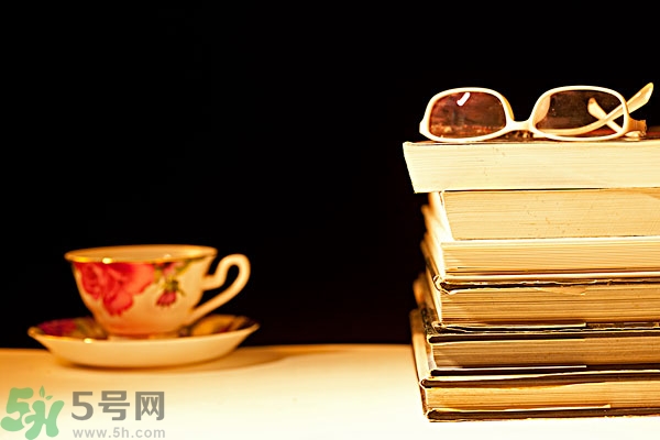 熬夜第二天怎么保持精神？熬夜第二天頭疼怎么辦？