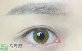 單眼皮怎么變雙眼皮了？單眼皮上面有一條線