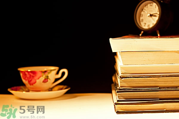 熬夜第二天怎么保持精神？熬夜第二天頭疼怎么辦？