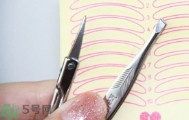 單眼皮怎么變雙眼皮了？單眼皮上面有一條線