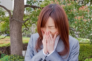打噴嚏真的是有人在想你嗎？打噴嚏是有人罵你嗎？