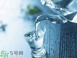 隔夜的開(kāi)水有什么危害?隔夜的開(kāi)水有什么壞處?