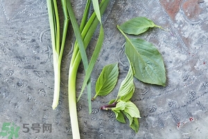 隔夜的韭菜能吃嗎？韭菜炒熟后第二天能吃嗎？