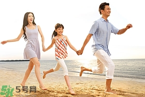 第一次來月經(jīng)能游泳嗎？經(jīng)期不適怎么緩解？