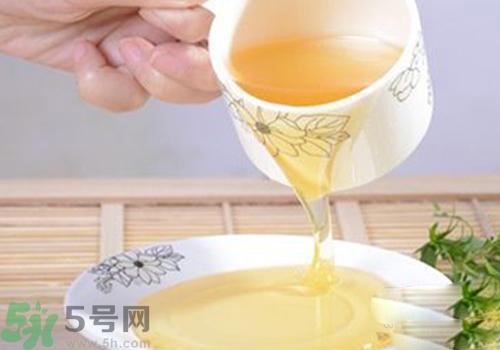 一天喝多少蜂蜜水合適？怎么正確喝蜂蜜水？