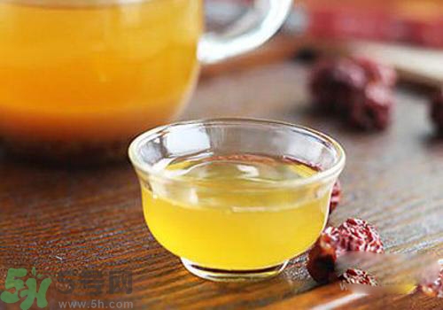 一天喝多少蜂蜜水合適？怎么正確喝蜂蜜水？