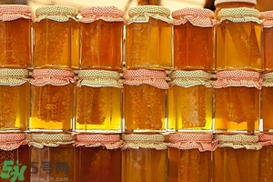 蜂蜜水一天喝幾次最好？一天喝多少蜂蜜水最好？