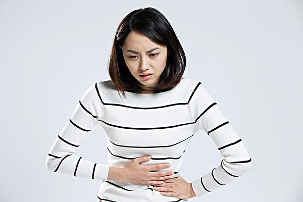 吃涼的胃疼是怎么回事？吃冷的肚子疼怎么辦？