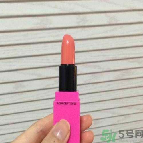 怎么選擇適合自己的口紅顏色？口紅顏色怎么選？