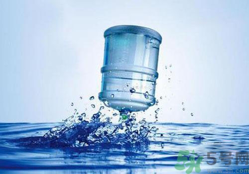 礦泉水和純凈水的區(qū)別是什么？礦泉水和純凈水哪個好？