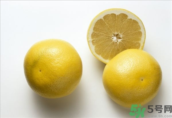 柚子是熱性的嗎？吃柚子要注意什么？