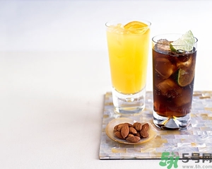 可樂第二天還可以喝嗎？隔夜的碳酸飲料可以喝嗎？