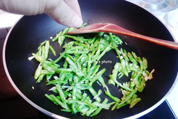 豆角隔夜還能吃嗎？隔夜的豆角能吃嗎？