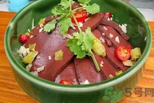 寶寶可以吃豬血嗎？寶寶多大可以吃豬血？