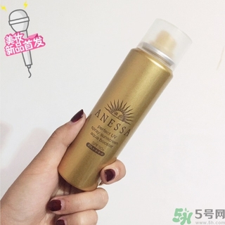 安耐曬噴霧和乳液哪個好？安耐曬噴霧和乳液區(qū)別