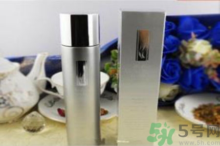 AHC神仙水適合什么年齡？ahc神仙水適合年齡段