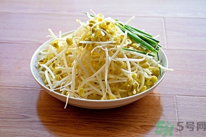 豆芽可以生吃嗎？豆芽炒粉條的家常做法