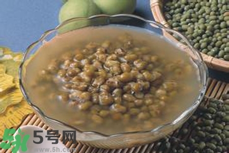 夏天喝綠豆湯好嗎？夏天喝綠豆湯好不好？