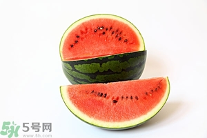 如何辨別西瓜生熟？怎么看西瓜熟不熟？