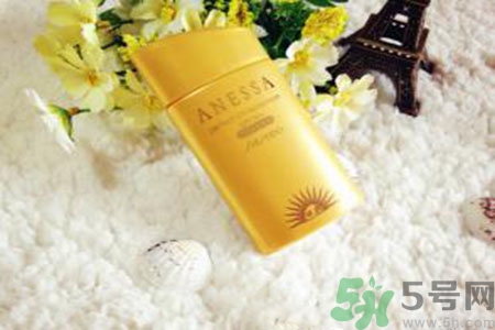 安耐曬適合什么膚質(zhì)？安耐曬防曬霜適合敏感肌膚嗎？