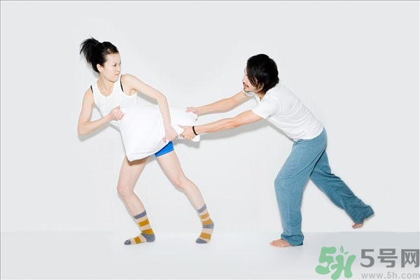 愛(ài)上姐姐的男朋友怎么辦？愛(ài)上不該愛(ài)的人怎么辦？