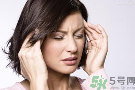 女人濕氣重的癥狀有哪些？女人濕氣重有什么表現(xiàn)？