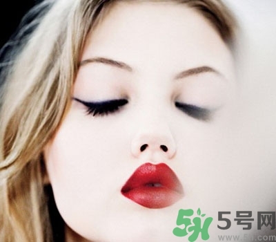 口紅哪個(gè)牌子好？口紅怎么涂好看？