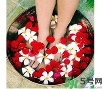 夏天泡腳好嗎？夏天用什么泡腳最好？