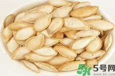 吃南瓜子的好處？吃南瓜子的壞處？