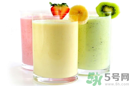 鮮榨果汁的營養(yǎng)價(jià)值有哪些？
